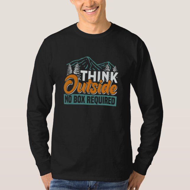 Camiseta Think Outside No Box Required (Frente)