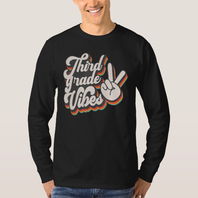 Camiseta Third Grade Vibes  3rd Grade Team Retro 1st Day of (Frente)