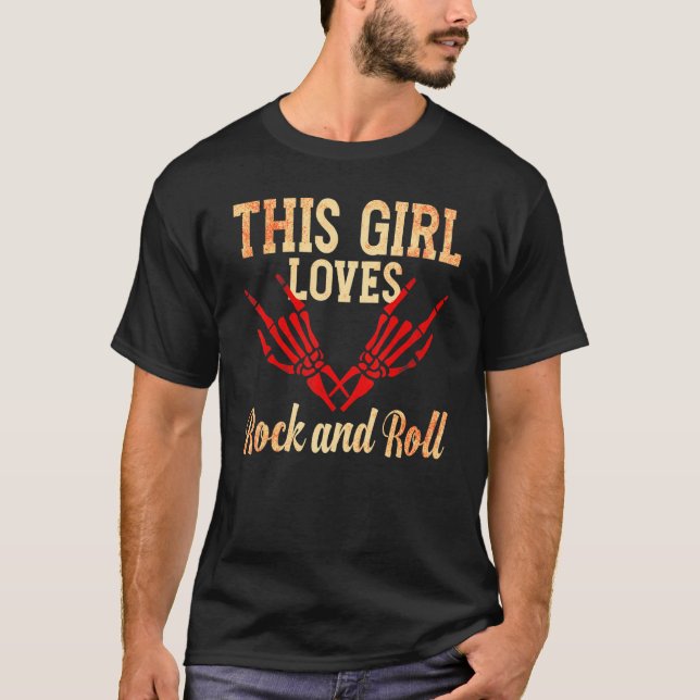 Camiseta This Girl Loves Rock and Roll (Frente)