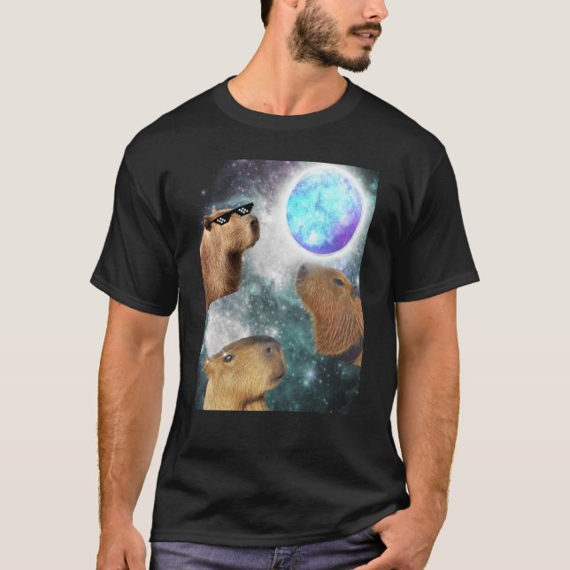 Camiseta Three 3 Moon Capybaras Space Rodent Animal Parody  (Frente)