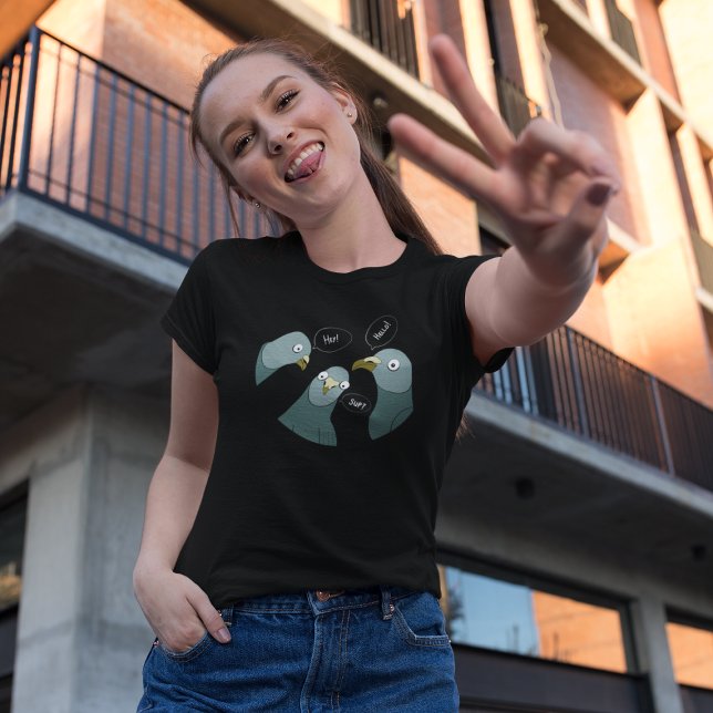 Camiseta Three Funny Pigeons With Greetings (Criador carregado)