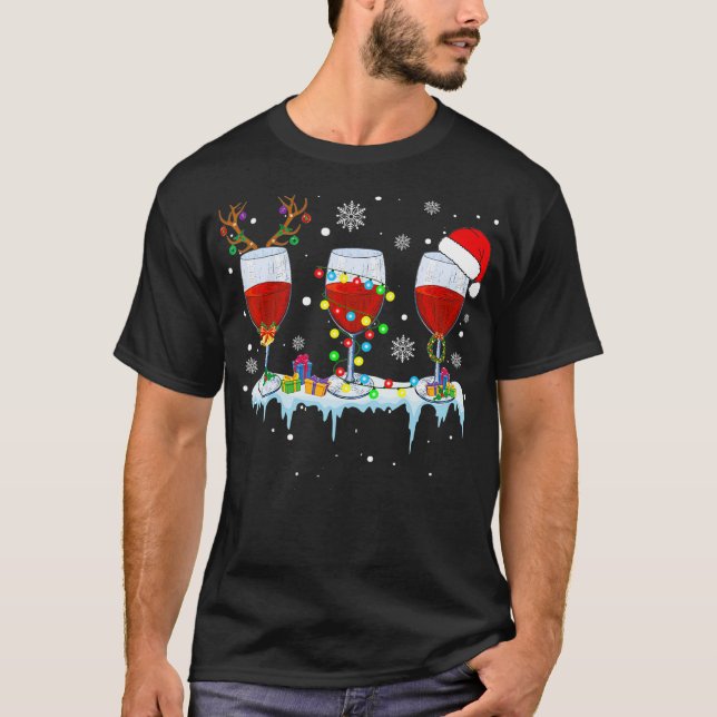 Camiseta Three Glass Of Red Wine Funny Drinker Christmas (Frente)