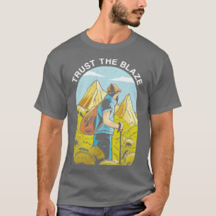Camiseta Thru Hiker Trailblazer Subindo Montanha Tr