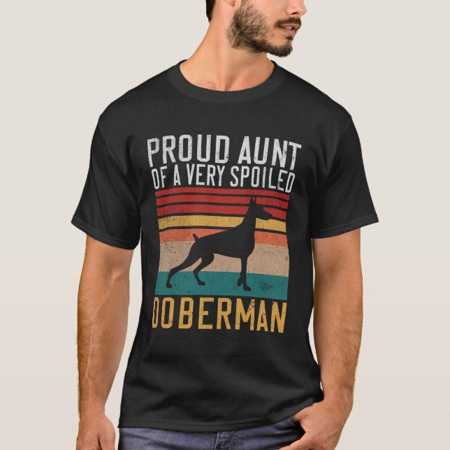 Camiseta Tia Orgulhosa De Uma Tia Doberman Muito Maldita (Frente)