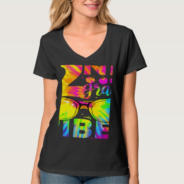Camiseta Tie Dye 2nd Grade Vibes Teacher First Day Of Back  (Frente)
