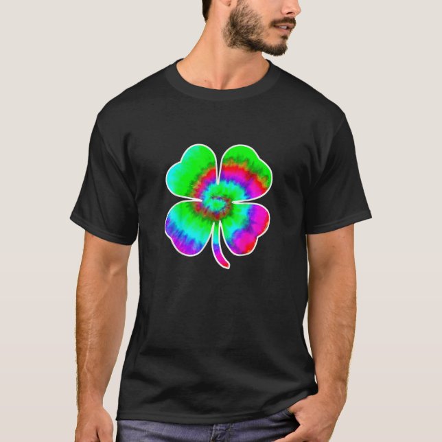Camiseta Tie Dye Dias de São Patrícios Homens Green Clover  (Frente)
