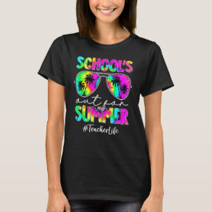 Camiseta Tie Dye No Dia Passado Das Escolas Fora Para O Ver