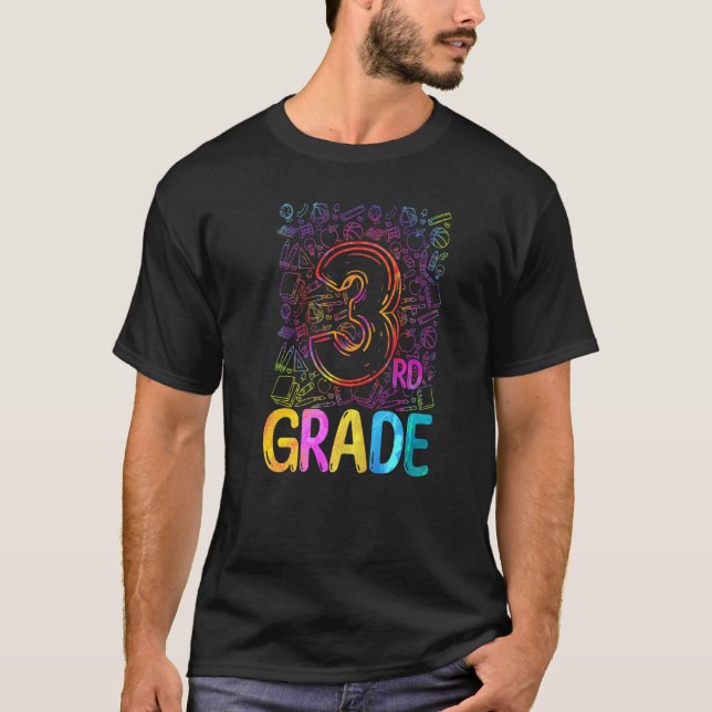 Camiseta Tie Dye Typography 3rd Grade Teacher Back To Schoo (Frente)