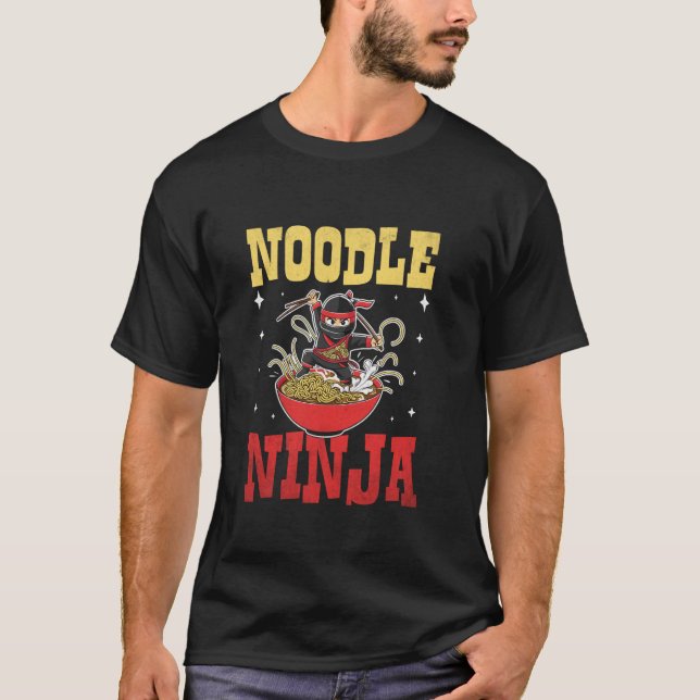 Camiseta Tigela de Sopa de Macarrão Ninja (Frente)