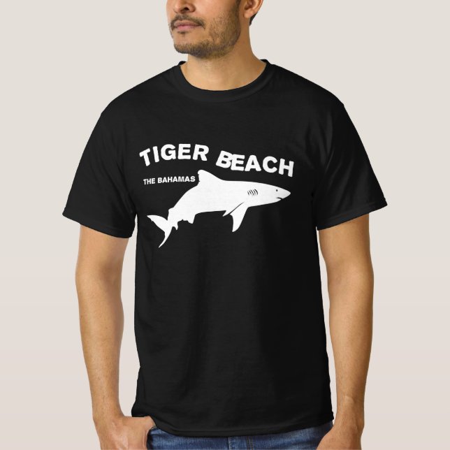 Camiseta Tiger Beach - Bahamas | Mergulho Com Tubarões (Frente)