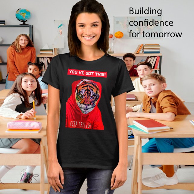 Camiseta Tigre Em Uma Camiseta, Continue Tentando, Professo (Criador carregado)