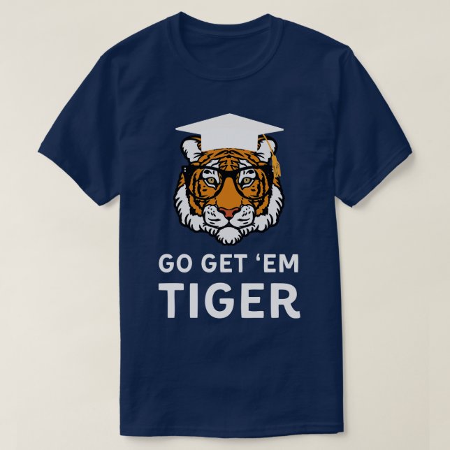 Camiseta Tigre engraçado com óculos e Boné de formatura em  (Frente do Design)