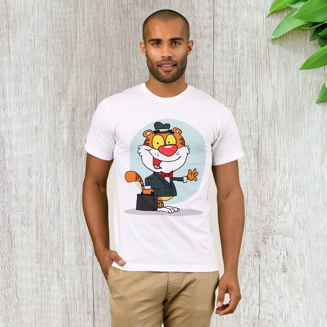 Camiseta Tigre Sorridente Segurando Uma Camisa-T (Criador carregado)