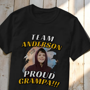Camiseta Time da Família [Último Nome] Foto de Formatura do