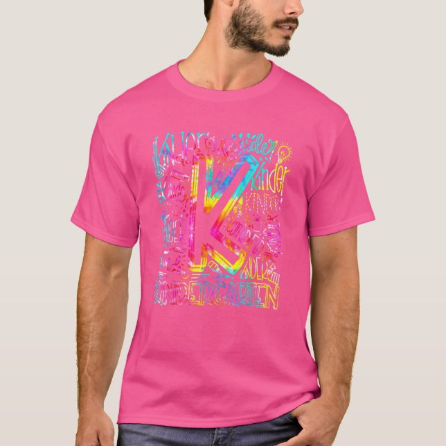 Camiseta Time de Tipografia Tie Dye Kindergarten (Frente)