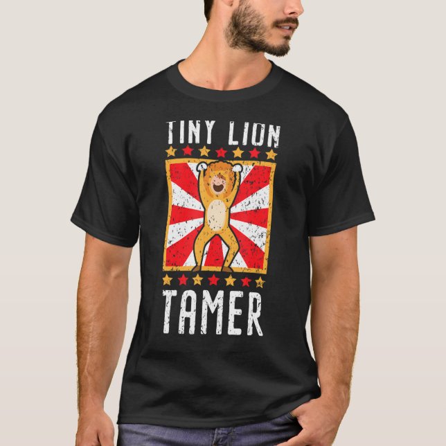 Camiseta Tiny Lion Tamer Circus Funcionarios Figurino Carna (Frente)