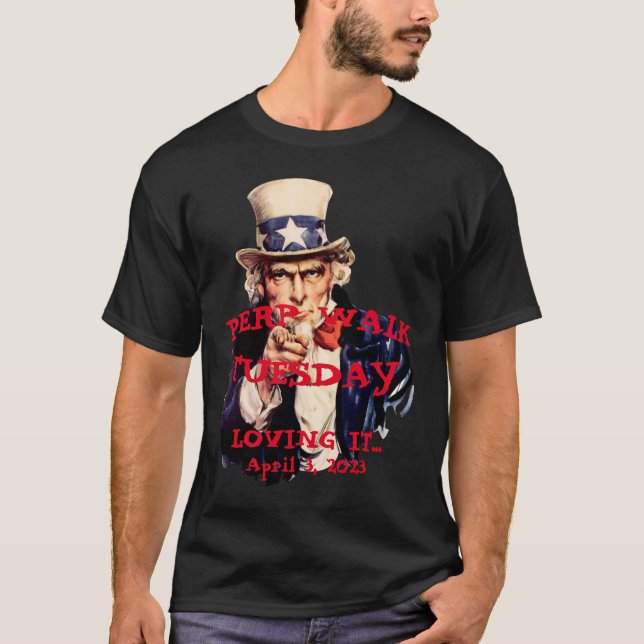 Camiseta Tio Sam Desfile do Trump Terça-feira 2023 (Frente)