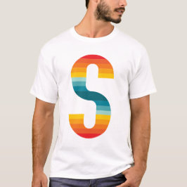 Camiseta Tipografia Arco-Íris Colorido Retro Carta S do Pôr