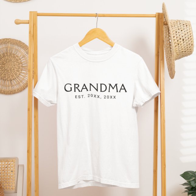 Camiseta Tipografia Clássica Preta Avó Estabelecida (Criador carregado)