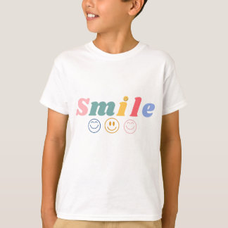 Camiseta Tipografia Colorida do Sorriso T-Shirt