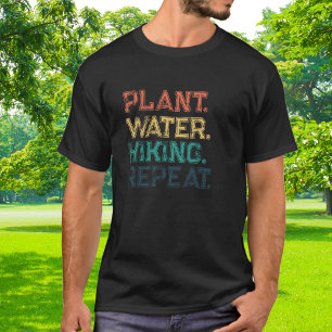 Camiseta Tipografia Colorida Plantar Água Hiking Repetir