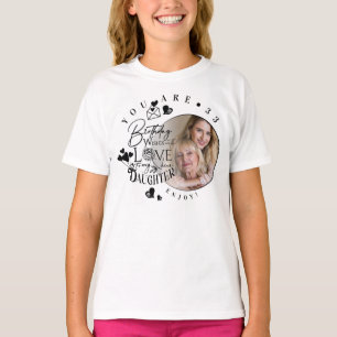 Camiseta Tipografia de Aniversário de Filha Moderna e Elega