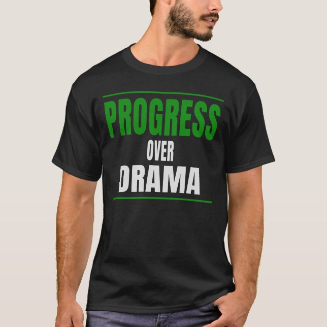 Camiseta Tipografia de Design Progresso Sobre Drama (Frente)