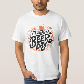 Camiseta Tipografia do Dia da Cerveja Premium Vetor de Desi