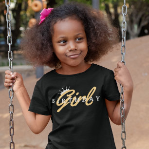 Camiseta Tipografia e Coroa de Garota de Aniversário, Simpl