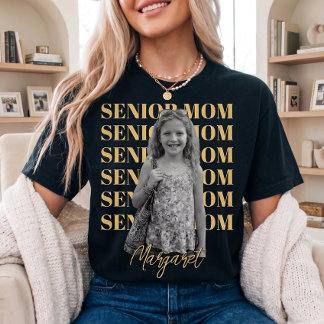 Camiseta Tipografia Empilhada de Foto da Mãe Senior com Nom