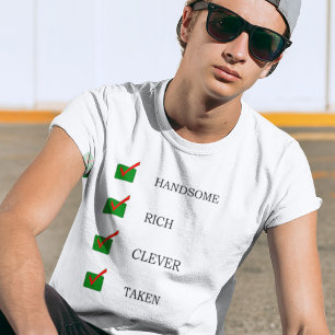 Camiseta Tipografia engraçada tomada considerável, rica,