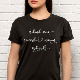 Camiseta Tipografia feminista com script de música feminis