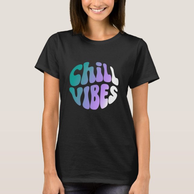 Camiseta Tipografia Gradiente Retro de Vibrações Relaxantes (Frente)