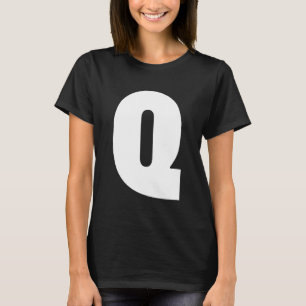Camiseta Tipografia - Letra Q alfabeto em negrito