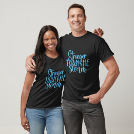 Camiseta Tipografia Mais Forte Que A Tempestade