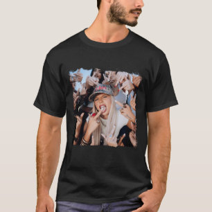 Camiseta tipografia para capa de álbum de música de Skye ne