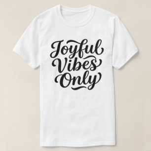 Camiseta Tipografia Vibrações Alegres