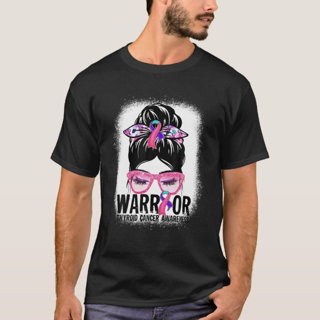 Camiseta Tiroide Púrpura Púrpura Púrpura-Rosa Mão-de-Ferro- (Frente)
