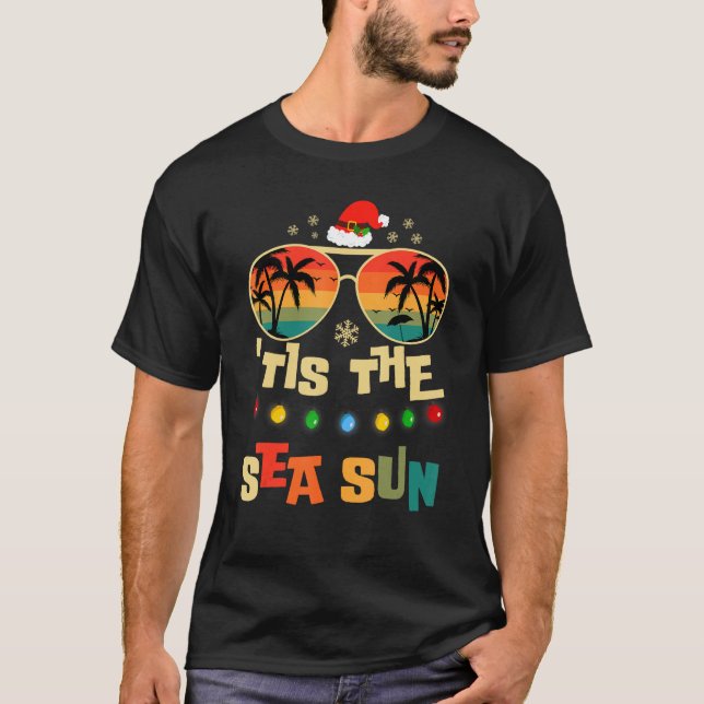 Camiseta Tis The Sea Sun Christmas In July Santa Hat Beach  (Frente)