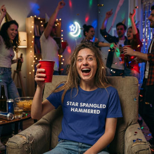 Camiseta TÍTULO: Martelado Estrelado e Divertido 4 de Julho
