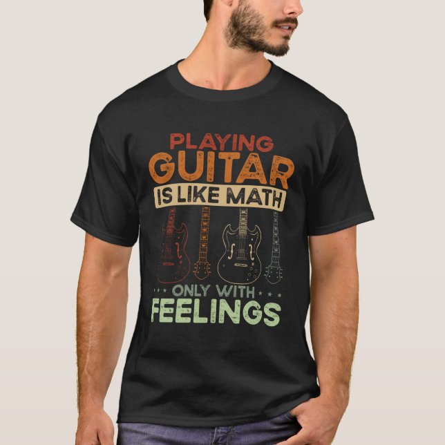Camiseta Tocar Violão é Como Matemática Só Que Com Sentimen (Frente)