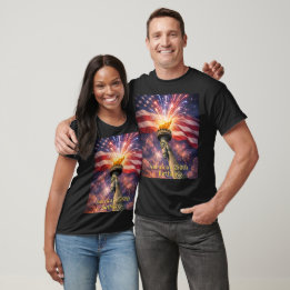 Camiseta Tocha de Liberdade de Fogo de Artifício do Dia 4 d