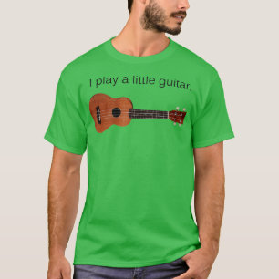 Camiseta Toco um Pouco de Violão Engraçado Pun Ukulele Play