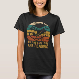 Camiseta Todas as crianças legal estão lendo livros