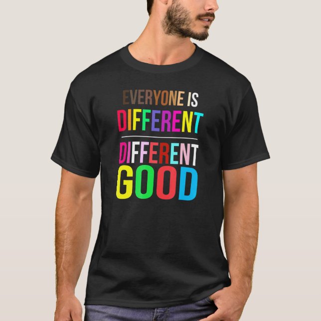 Camiseta Todo mundo é diferente de orgulho LGBT (Frente)
