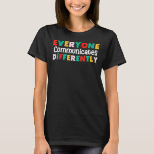 Camiseta Todos Comunicam Diferentes Autismo Especial E