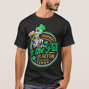 Camiseta Todos Na Pub Recebendo Dia de São Patrício Tipsy