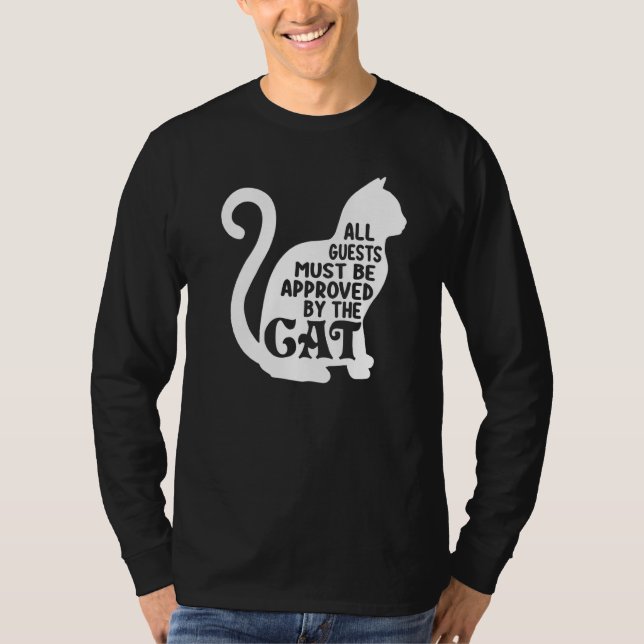 Camiseta Todos Os Convidados Devem Obter Um Gato Engraçado  (Frente)