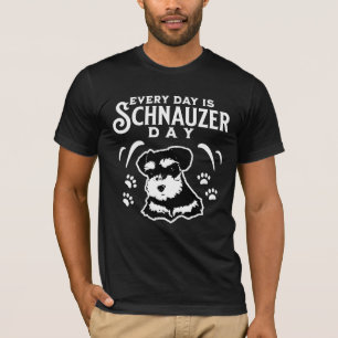 Camiseta Todos os dias é dia de Schnauzer