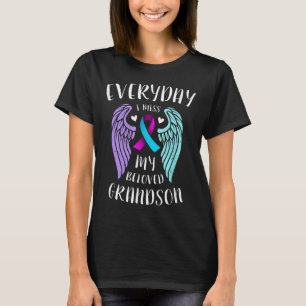 Camiseta Todos os Dias Eu Sinto Saudade do Meu Querido Neto